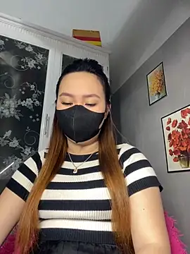 Odette68 online show from September 19, 2025, 1:51 am