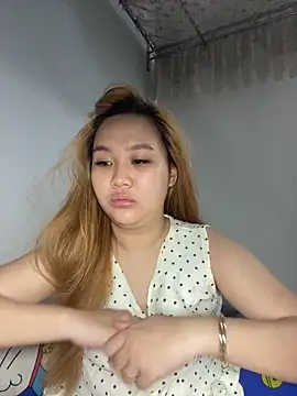 Snapshot of Odette68 chatting on June 3, 2026, 12:13 am Odette68 online show from June 3, 2026, 12:13 am