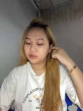 Snapshot of Odette68 chatting on June 11, 2026, 5:16 am Odette68 online show from June 11, 2026, 5:16 am