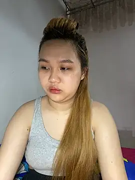 Snapshot of Odette68 chatting on June 20, 2026, 12:58 am Odette68 online show from June 20, 2026, 12:58 am