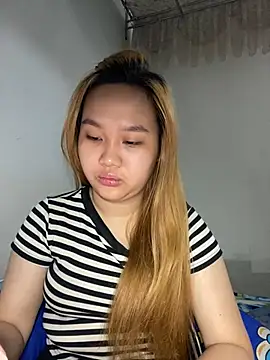 Snapshot of Odette68 chatting on June 22, 2026, 12:45 am Odette68 online show from June 22, 2026, 12:45 am