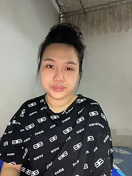 Snapshot of Odette68 chatting on July 21, 2026, 12:24 am Odette68 online show from July 21, 2026, 12:24 am