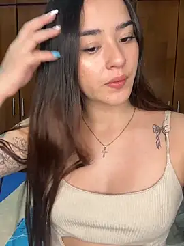 Veronica isaza   online show from July 4, 2026, 7:03 am