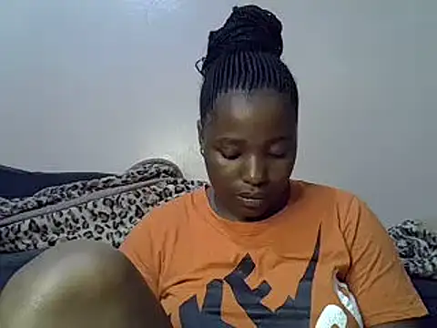 sweet gal01 online show from January 8, 2025, 8:18 pm