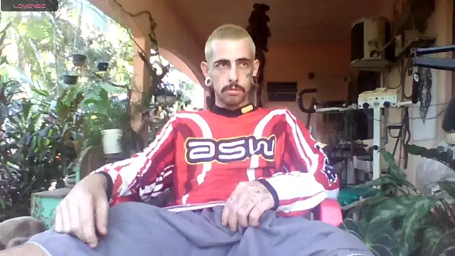 Snapshot of sellvageria chatting on May 10, 2026, 4:34 pm sellvageria online show from May 10, 2026, 4:34 pm