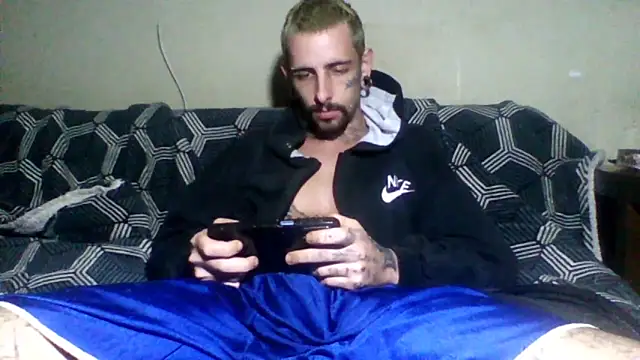 Snapshot of sellvageria chatting on June 11, 2026, 10:52 pm sellvageria online show from June 11, 2026, 10:52 pm