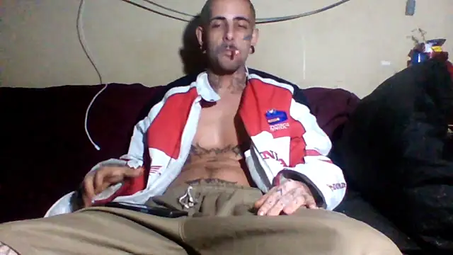 Snapshot of sellvageria chatting on June 16, 2026, 2:14 am sellvageria online show from June 16, 2026, 2:14 am