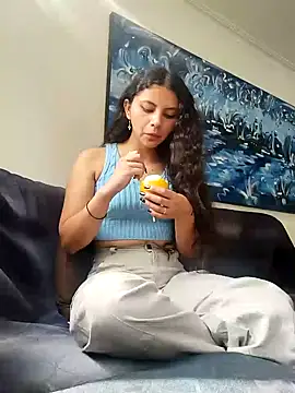 Ivanna Bruner online show from January 10, 2025, 6:28 pm