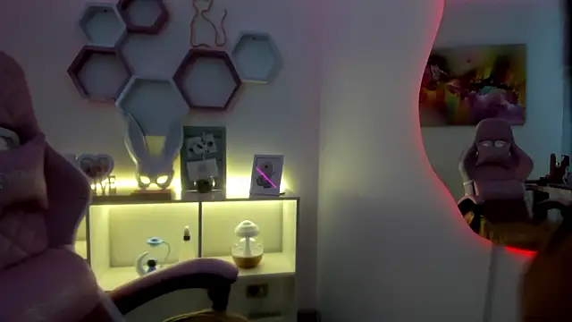  Ameliie online show from January 25, 2025, 11:34 am