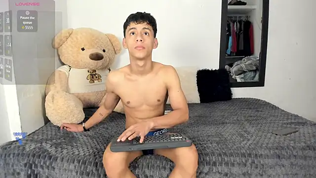 LittleParker online show from September 15, 2025, 12:38 pm