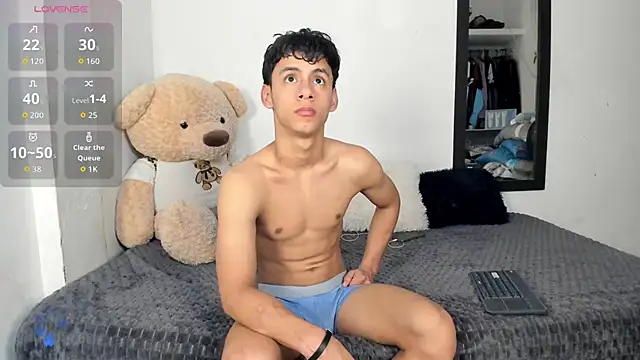 LittleParker online show from October 9, 2025, 12:58 pm