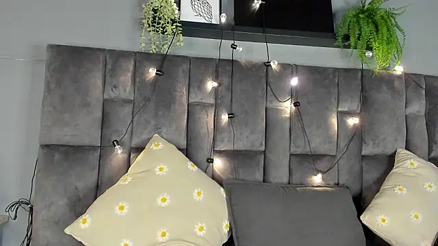 AbbyWathson online show from February 28, 2026, 11:44 am