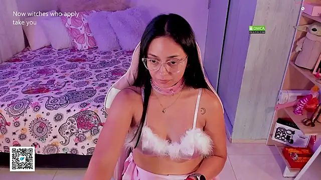 Aleja24Evans online show from December 13, 2024, 12:53 am