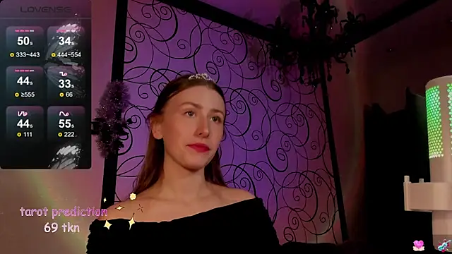 Emily April online show from December 17, 2024, 1:50 am