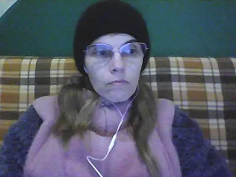 Snapshot of Musical__fantasy chatting on November 9, 2025, 3:54 pm Musical fantasy online show from November 9, 2025, 3:54 pm