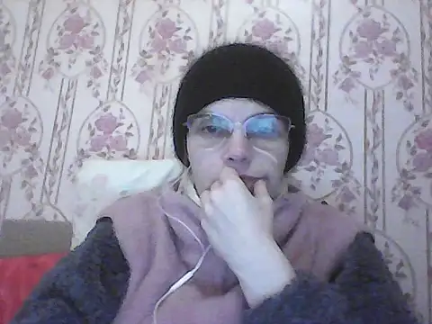 Snapshot of Musical__fantasy chatting on November 19, 2025, 7:03 pm Musical fantasy online show from November 19, 2025, 7:03 pm