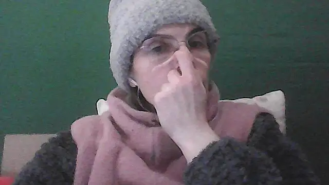 Snapshot of Musical__fantasy chatting on December 15, 2025, 7:51 pm Musical fantasy online show from December 15, 2025, 7:51 pm