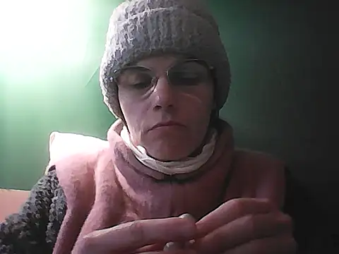 Snapshot of Musical__fantasy chatting on February 14, 2026, 12:24 pm Musical fantasy online show from February 14, 2026, 12:24 pm