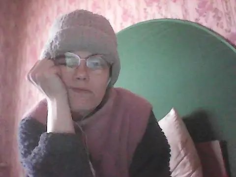Snapshot of Musical__fantasy chatting on April 5, 2026, 9:28 am Musical fantasy online show from April 5, 2026, 9:28 am