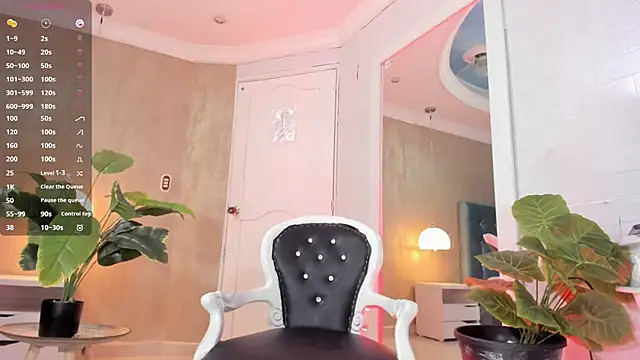 Snapshot of RicoBrown777_ chatting on November 6, 2025, 4:13 am RicoBrown777 online show from November 6, 2025, 4:13 am