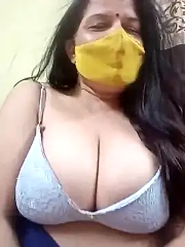 Snapshot of IndianAngle chatting on June 18, 2026, 5:28 pm IndianAngle online show from June 18, 2026, 5:28 pm