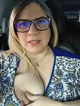 Snapshot of MissMaria chatting on July 21, 2026, 7:49 pm MissMaria online show from July 21, 2026, 7:49 pm