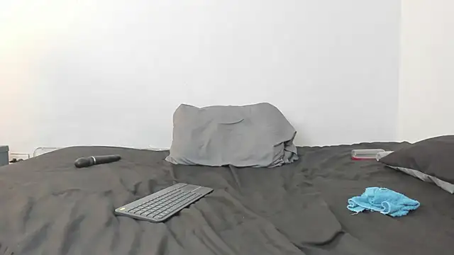 evanandsunny online show from December 13, 2024, 6:16 pm