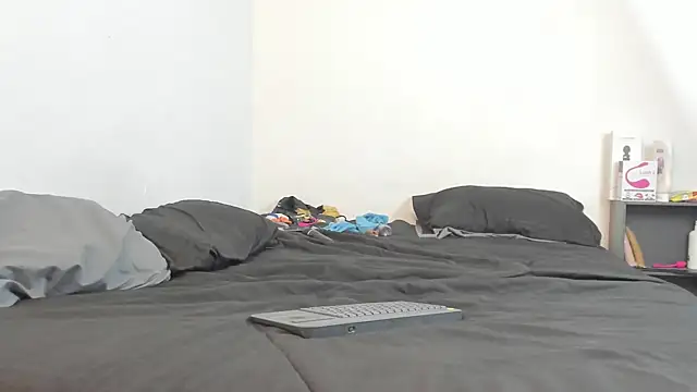 evanandsunny online show from December 14, 2024, 10:39 pm