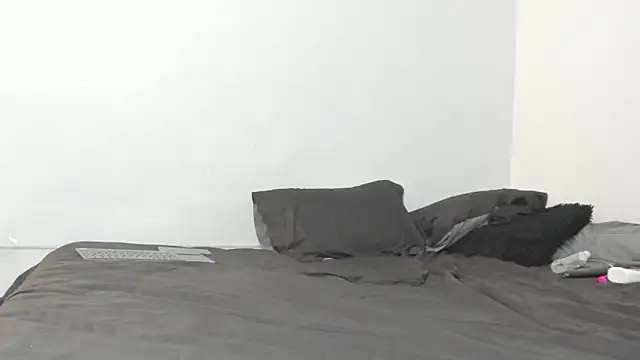 evanandsunny online show from February 6, 2025, 11:26 pm