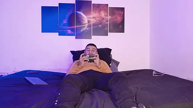 evanandsunny online show from November 30, 2025, 9:41 pm