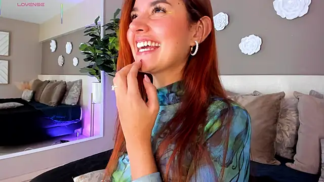 AylinMillerxs online show from September 9, 2025, 8:30 pm