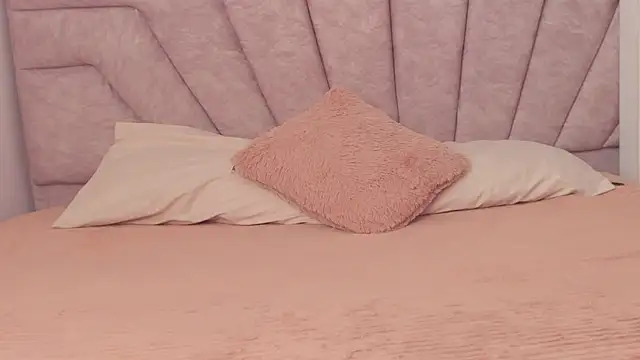 SavannahWildee online show from February 23, 2026, 1:08 pm