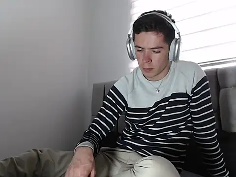 Snapshot of Eliantg chatting on December 28, 2024, 9:19 pm Eliantg online show from December 28, 2024, 9:19 pm