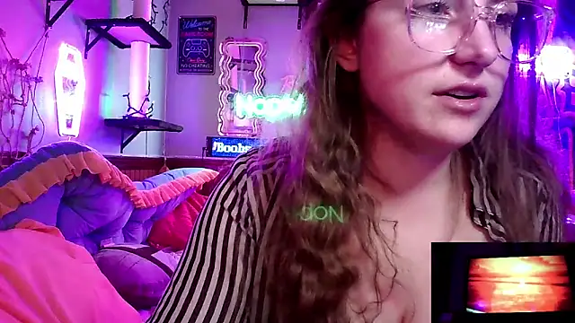 Snapshot of mirannacult chatting on February 2, 2025, 12:19 am mirannacult online show from February 2, 2025, 12:19 am