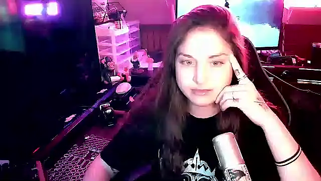 Snapshot of mirannacult chatting on September 22, 2025, 5:20 am mirannacult online show from September 22, 2025, 5:20 am