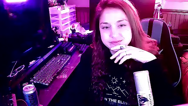 Snapshot of mirannacult chatting on September 26, 2025, 2:21 pm mirannacult online show from September 26, 2025, 2:21 pm