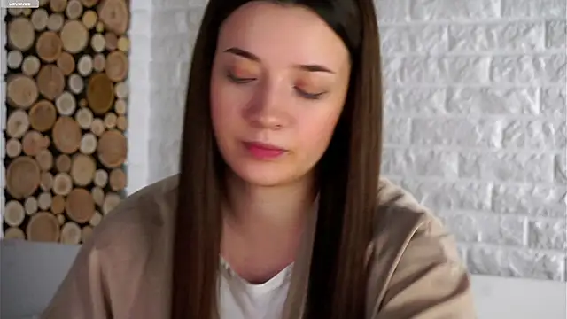 LowOncoming online show from October 11, 2025, 3:28 am