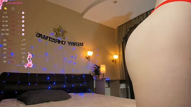 Snapshot of MartaVigano chatting on January 1, 2025, 3:13 am MartaVigano online show from January 1, 2025, 3:13 am