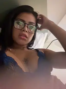 Snapshot of Avint-Perfeita chatting on June 3, 2026, 2:47 am Avint-Perfeita online show from June 3, 2026, 2:47 am