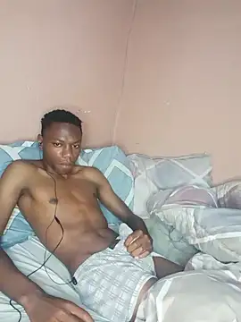 Snapshot of fireboyafrica chatting on February 3, 2025, 11:58 pm fireboyafrica online show from February 3, 2025, 11:58 pm