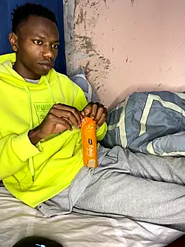 Snapshot of fireboyafrica chatting on November 11, 2025, 12:54 am fireboyafrica online show from November 11, 2025, 12:54 am