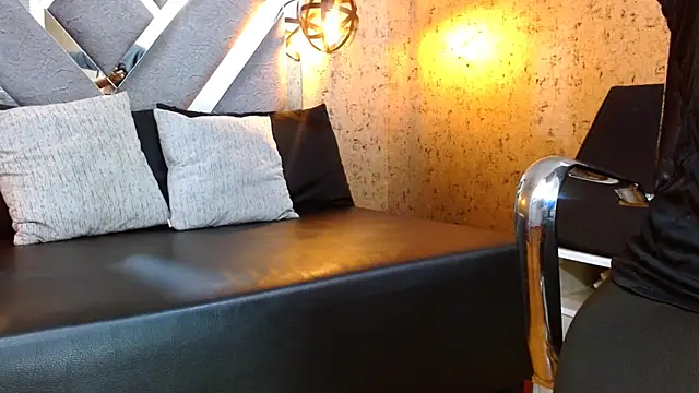 Snapshot of Michelle_Brito1 chatting on February 23, 2025, 1:21 pm Michelle Brito1 online show from February 23, 2025, 1:21 pm