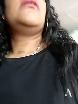 Snapshot of Michelle_Brito1 chatting on March 4, 2025, 6:50 pm Michelle Brito1 online show from March 4, 2025, 6:50 pm