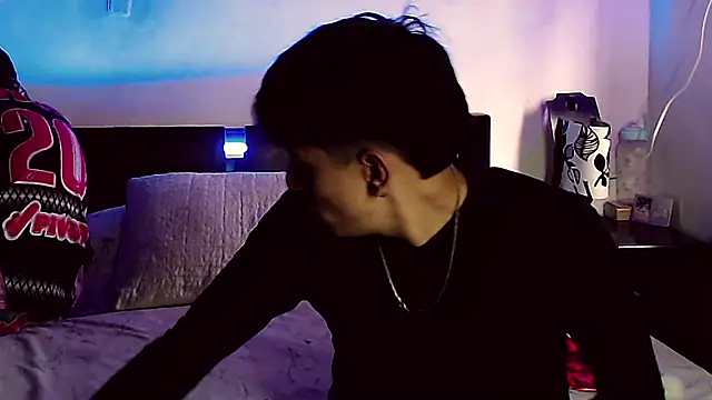 pipeynick online show from December 23, 2024, 9:51 pm