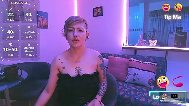 Maria fernandaxxx  online show from November 21, 2025, 7:12 pm