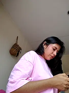 Snapshot of _maiahairy_ chatting on November 18, 2025, 7:07 pm maiahairy online show from November 18, 2025, 7:07 pm