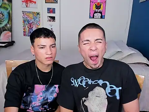 Snapshot of sweet_boys_xx chatting on January 16, 2025, 1:36 pm sweet boys xx online show from January 16, 2025, 1:36 pm