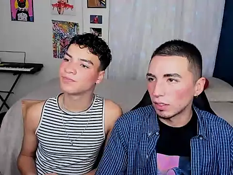 Snapshot of sweet_boys_xx chatting on March 4, 2025, 12:12 pm sweet boys xx online show from March 4, 2025, 12:12 pm