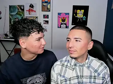 Snapshot of sweet_boys_xx chatting on September 26, 2025, 12:09 pm sweet boys xx online show from September 26, 2025, 12:09 pm