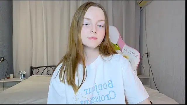 Wild  flowers online show from September 17, 2025, 4:30 pm